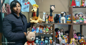 TEJIENDO HISTORIAS: TRES HERMANAS QUE TRANSFORMARON LOS AMIGURUMIS EN SU SUSTENTO FAMILIAR  